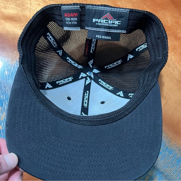 AK Sportswear Bones State Shape black trucker hat small medium embroidered - Picture 2 of 5